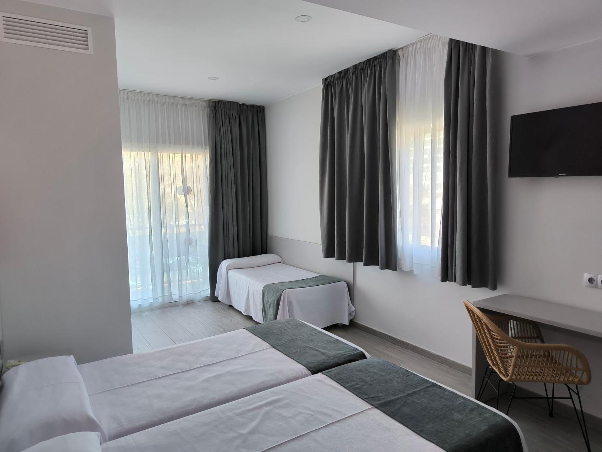 Superior Triple Room