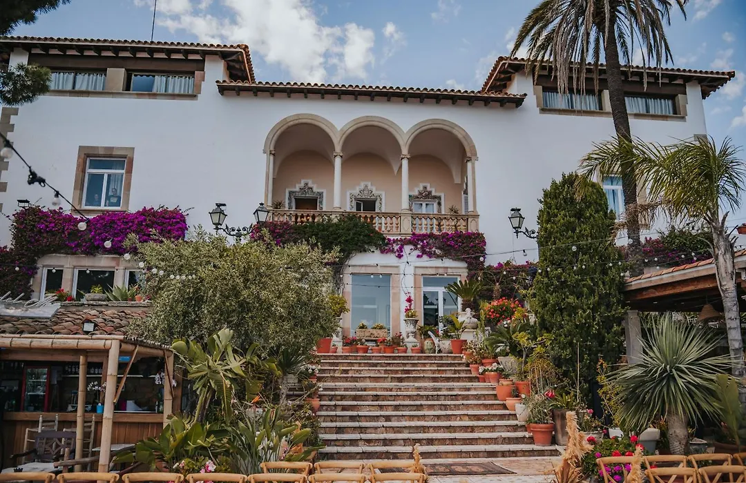 Hotel Roger De Flor By Seleqtta-1